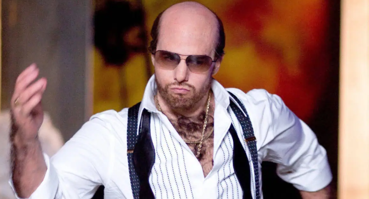 Sasha... algo tipo Les Grossman en Tropic Thunder, ¿no?