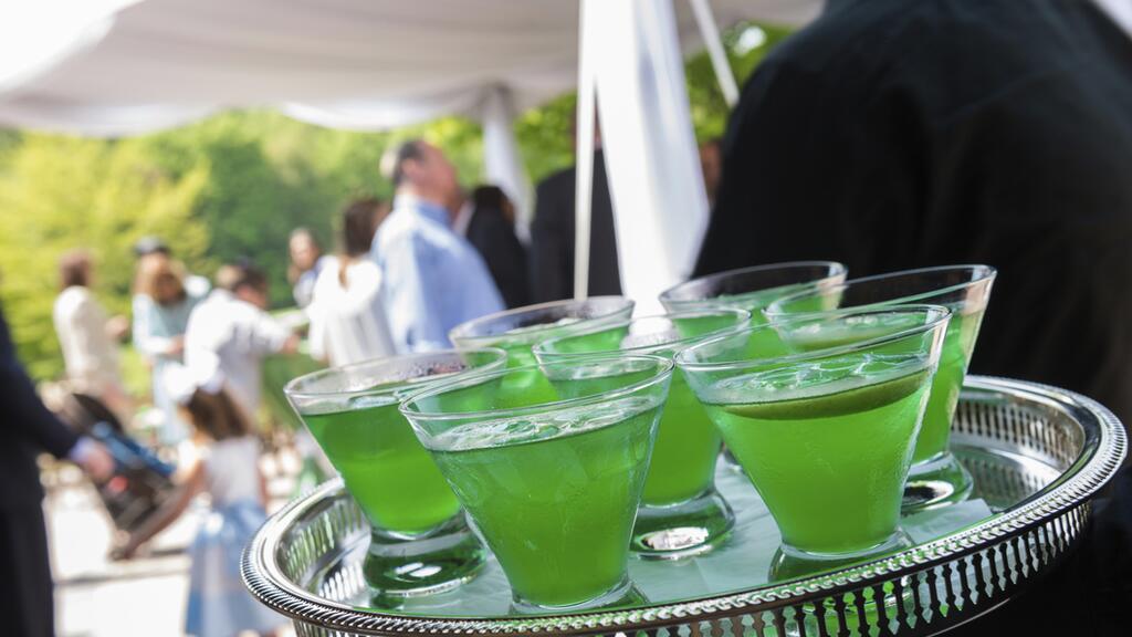 Si señor a celebrarlo con un buen verde...