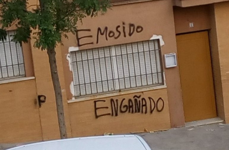 QUE LA SUSPENDAN HASTA QUE SE ACLARE QUE VAN HACER...CADA DIA VALE MENOS, POR MUCHA NOTICIA NO LA SUBIRAN POR ENCIMA DE 0.30
