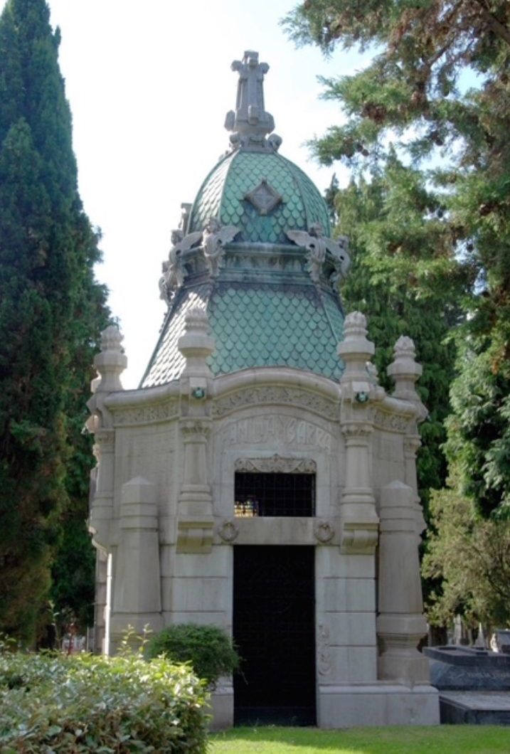 Qué buena noticia Nyeso. Eze va a subir tres huevos y medio. Es un presentimiento.. Murri es muy bueno en el largo plazo. Acerté que resucitaba. Pero ya no muere. Está más viva de lo que la gente cree. En esta otra capilla esperaba a Eze en 2022, pero prefirió la capilla de los Murri